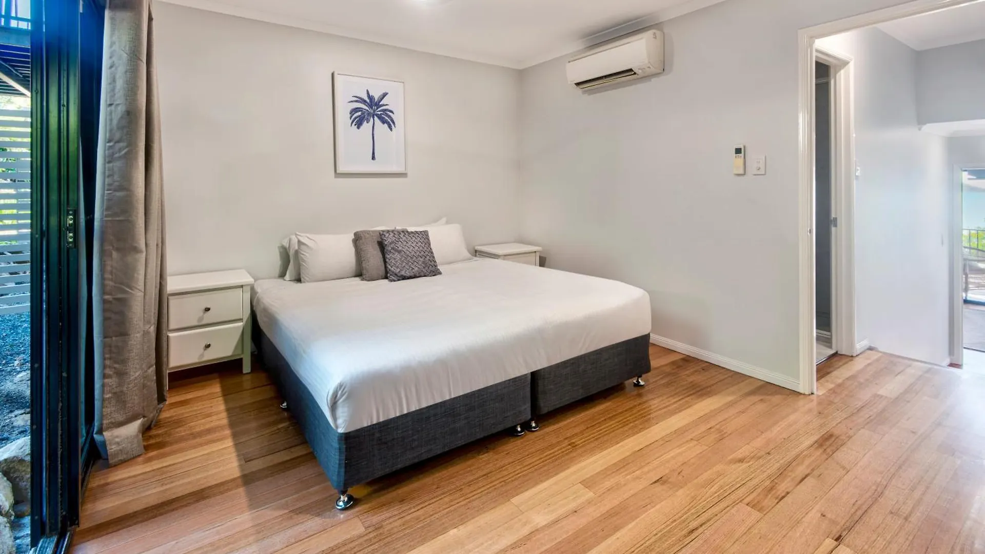Panorama Apartments On Hamilton Island By Hiha